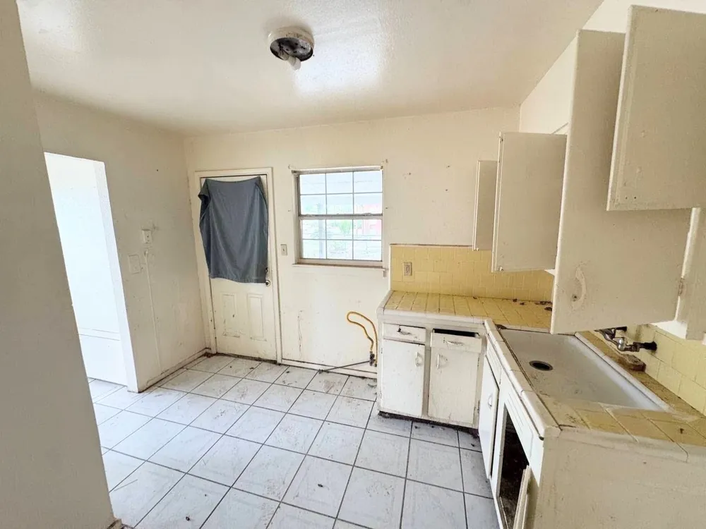 346 Marshall Smith Drive Del Rio, TX 78840