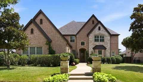 1913 Arrington Court