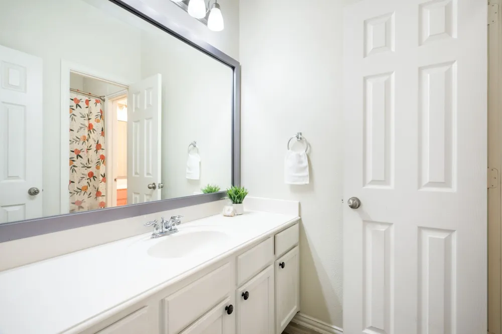 102 Stamford Drive Hickory Creek, TX 75065