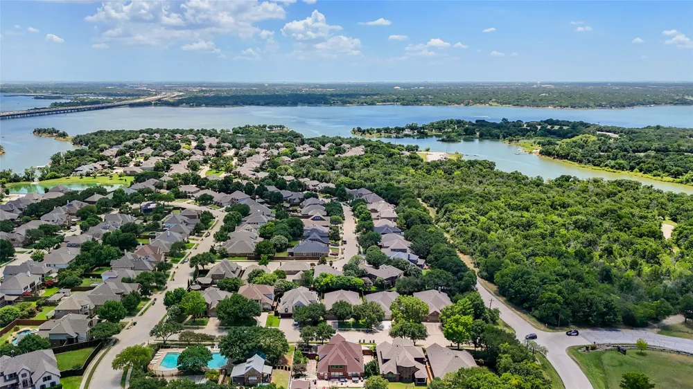 102 Stamford Drive Hickory Creek, TX 75065