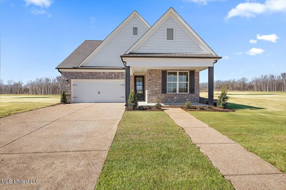 815 Quitman Court Nesbit, MS 38651