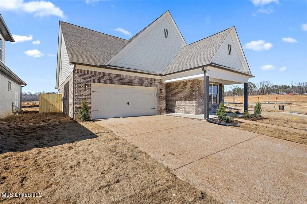 815 Quitman Court Nesbit, MS 38651