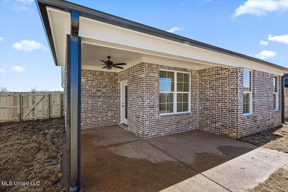 815 Quitman Court Nesbit, MS 38651
