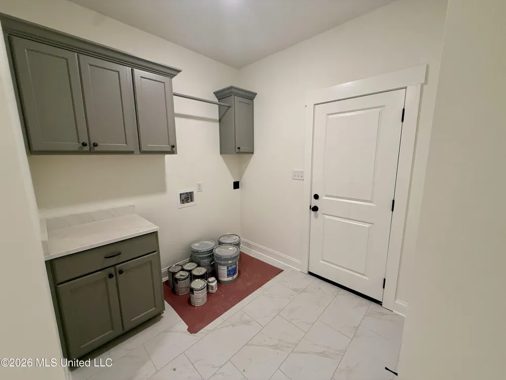 807 Quitman Court Nesbit, MS 38651