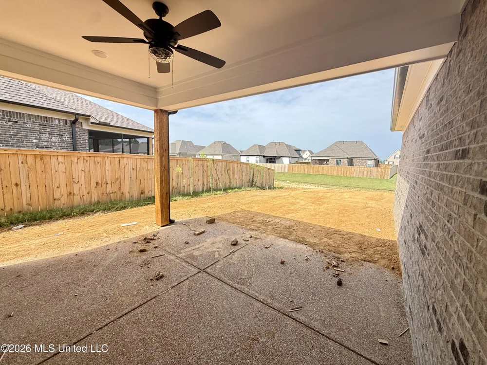 807 Quitman Court Nesbit, MS 38651