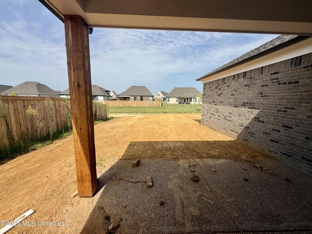 807 Quitman Court Nesbit, MS 38651