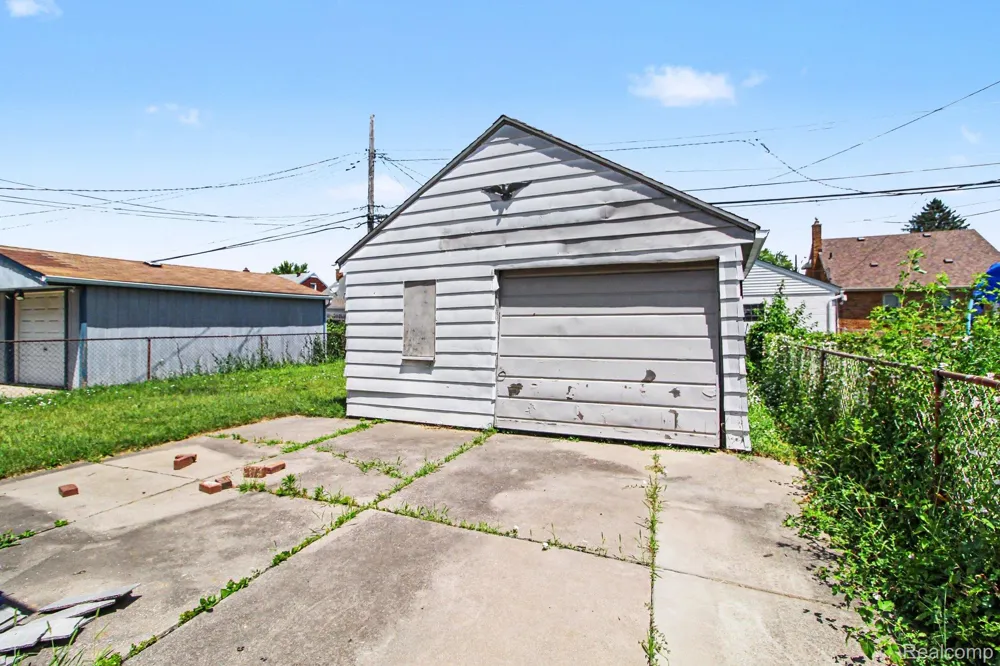 1548 Cleveland Avenue Lincoln Park City, MI 48146