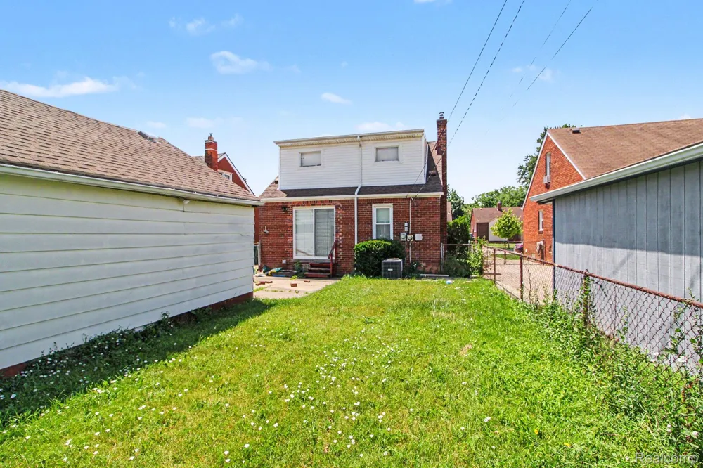 1548 Cleveland Avenue Lincoln Park City, MI 48146