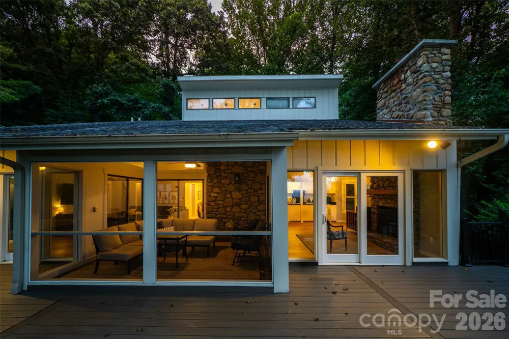 27 Walnut Drive Mills River, NC 28759