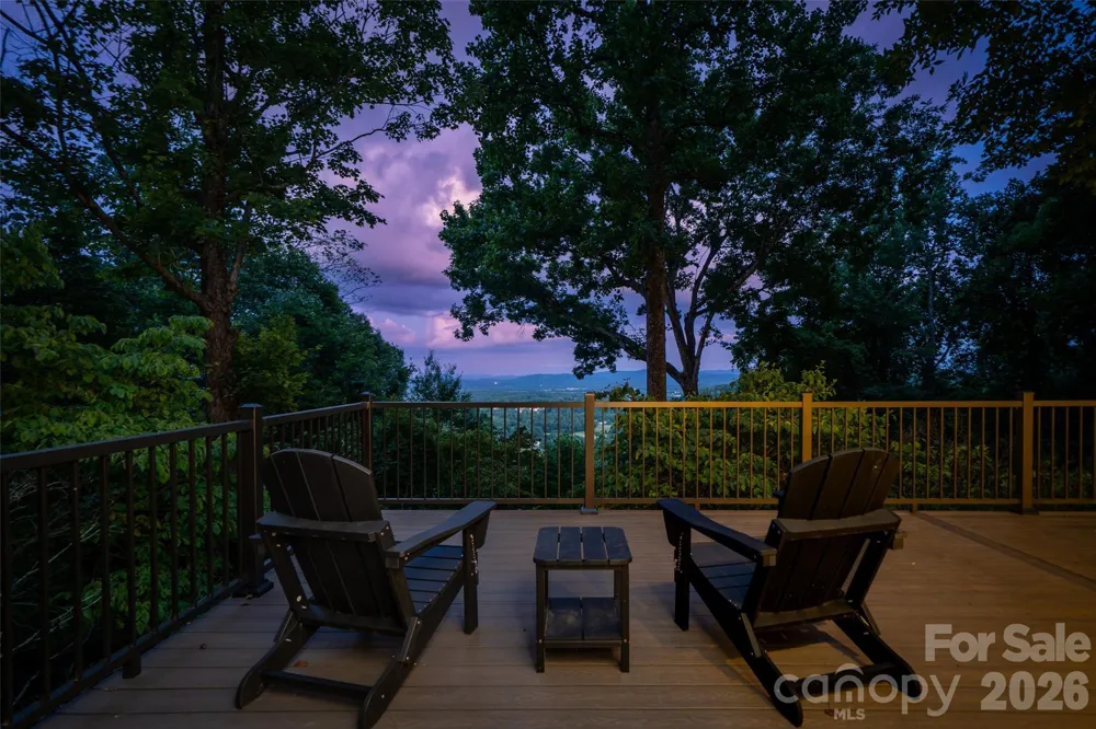27 Walnut Drive Mills River, NC 28759