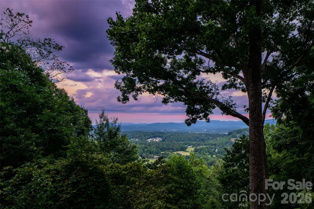 27 Walnut Drive Mills River, NC 28759