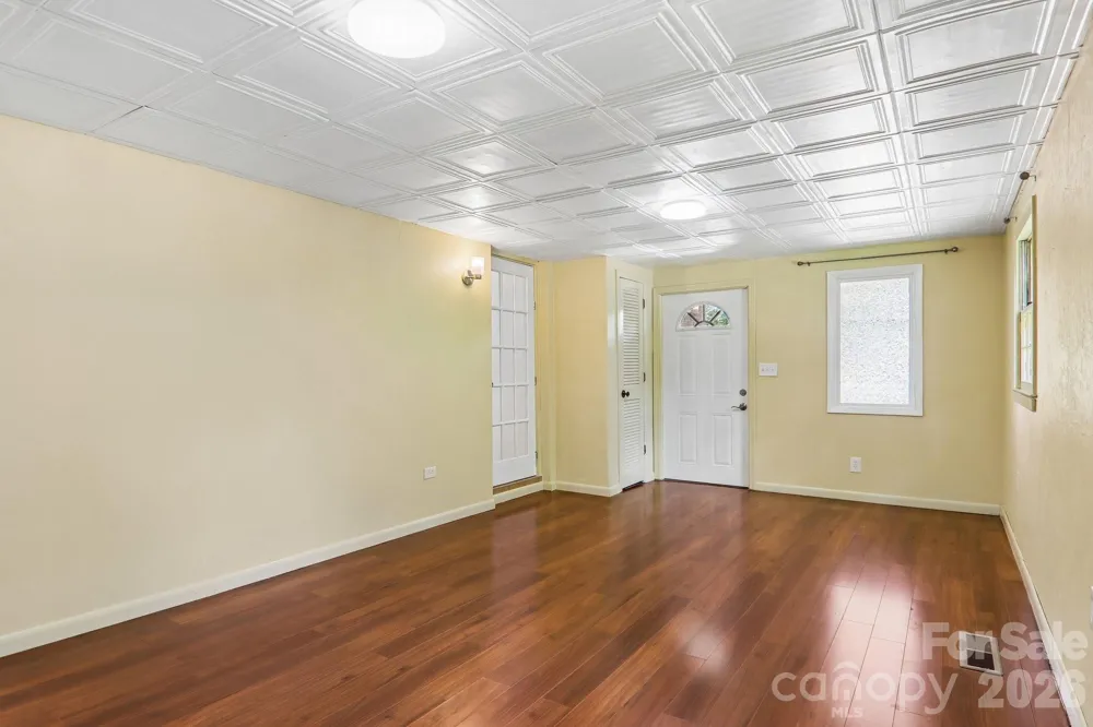 1153 Airport Road Flat Rock, NC 28731