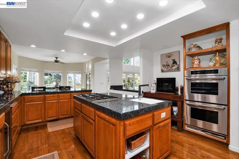 82 Edgeview Ct Discovery Bay, CA 94505