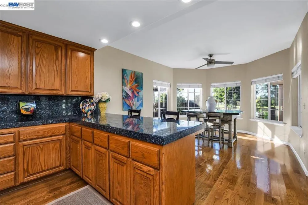 82 Edgeview Ct Discovery Bay, CA 94505