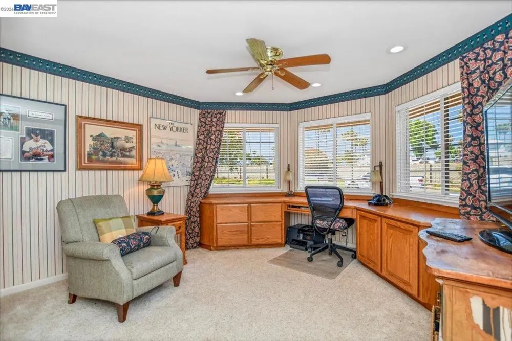 82 Edgeview Ct Discovery Bay, CA 94505