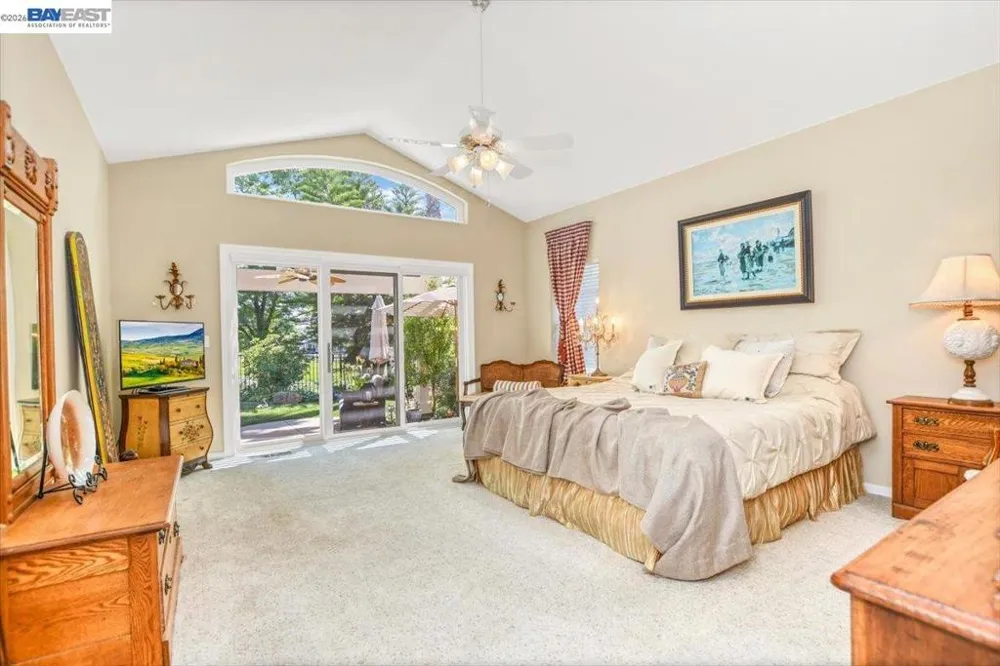 82 Edgeview Ct Discovery Bay, CA 94505
