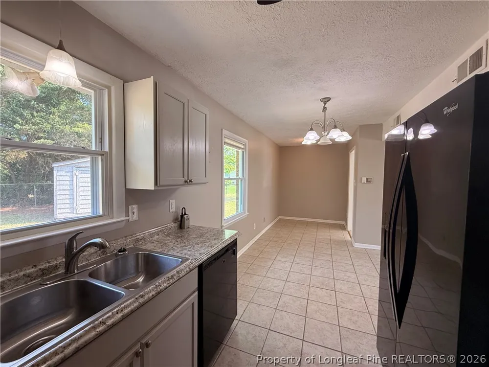 4805 Fellows Court Hope Mills, NC 28348