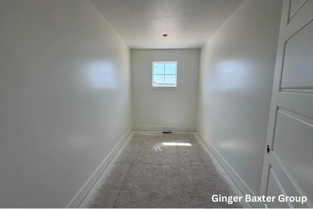 11516 Shoreline Drive #104 Allendale Charter Township, MI 49401