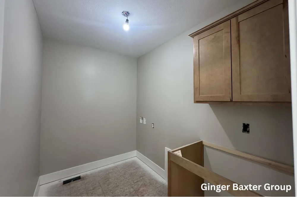 11516 Shoreline Drive #104 Allendale Charter Township, MI 49401