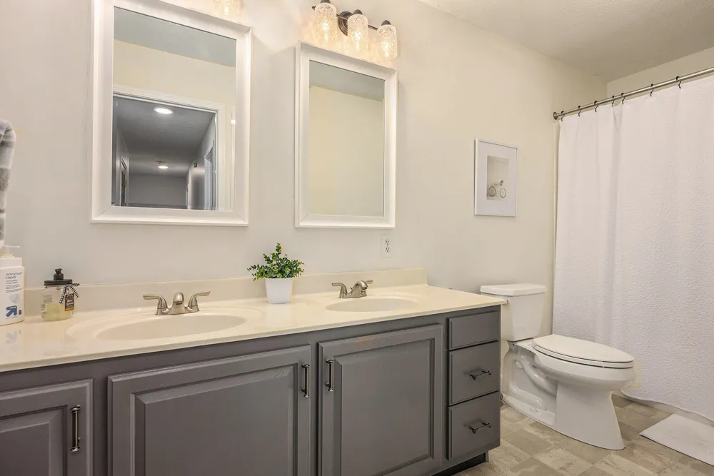5856 Windingwood Drive Oshtemo Charter Township, MI 49009