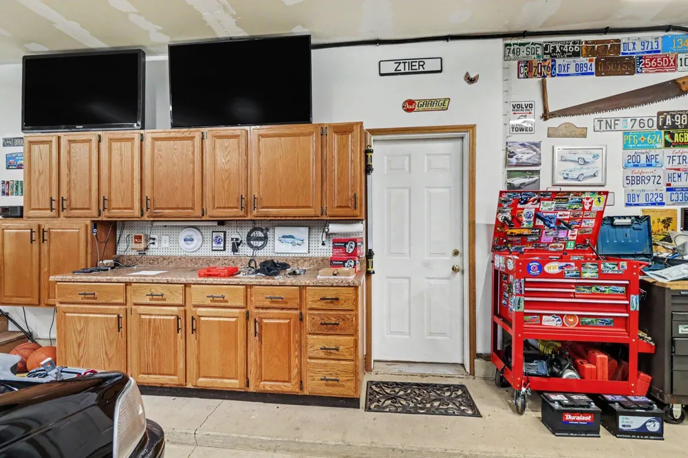 5856 Windingwood Drive Oshtemo Charter Township, MI 49009