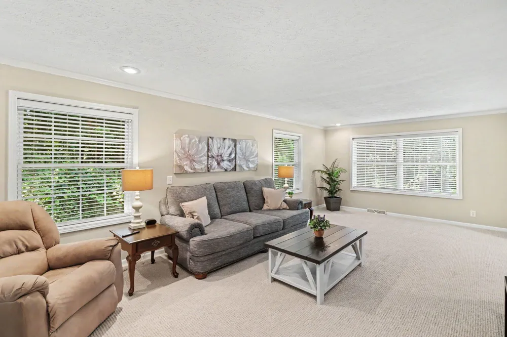 5856 Windingwood Drive Oshtemo Charter Township, MI 49009
