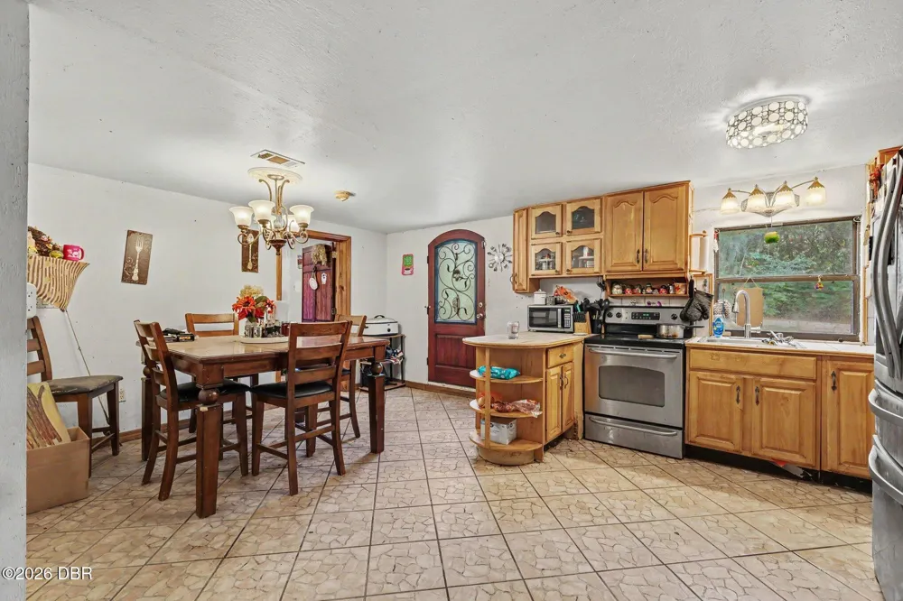 13395 SE 106th Avenue Ocklawaha, FL 32179