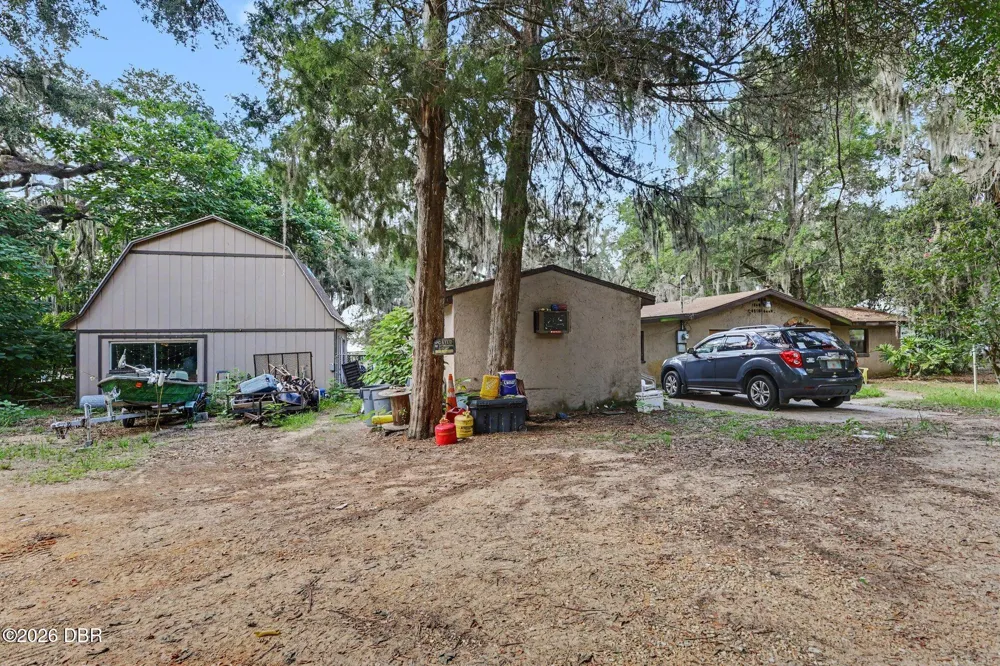 13395 SE 106th Avenue Ocklawaha, FL 32179