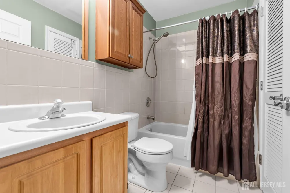 299 vasser Drive Piscataway, NJ 08854