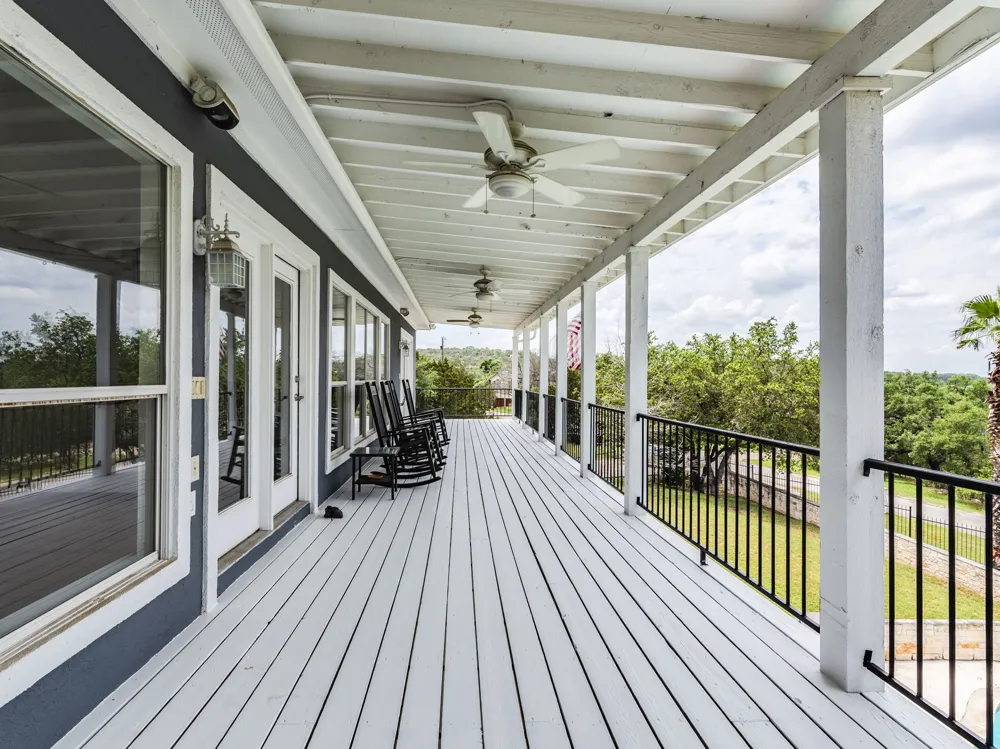 22401 Briarview Drive Spicewood, TX 78669