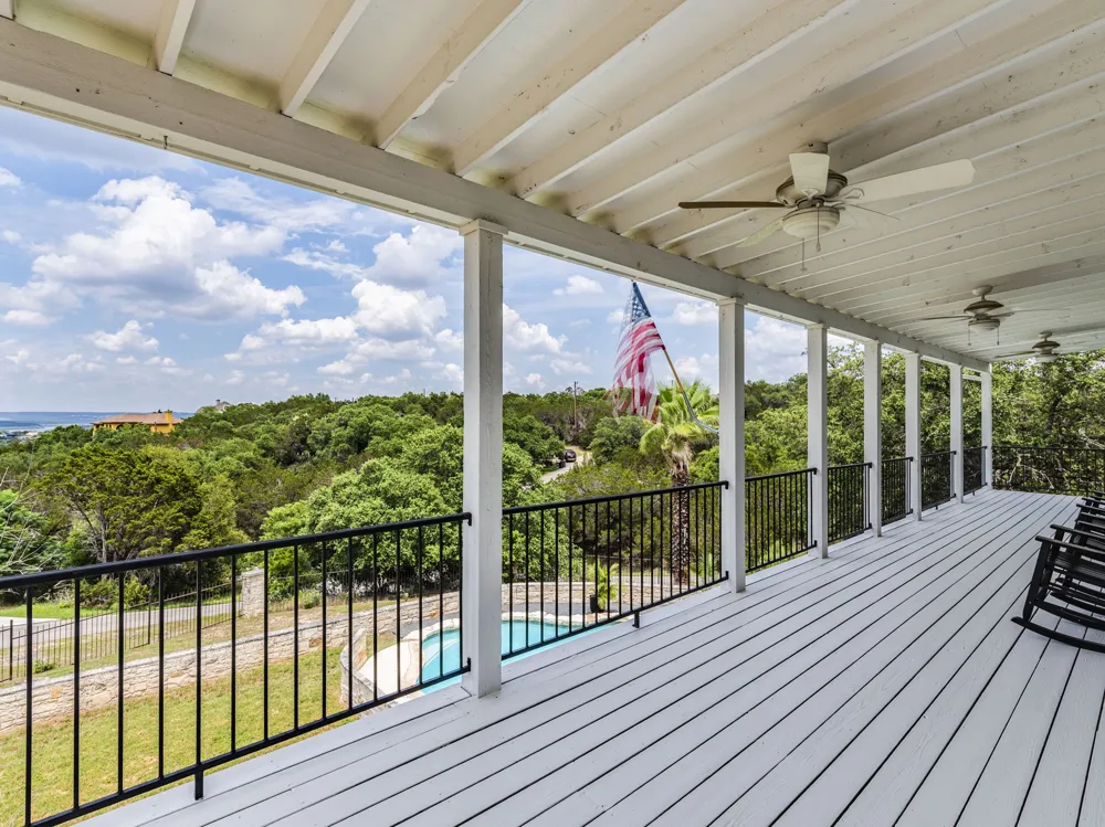 22401 Briarview Drive Spicewood, TX 78669