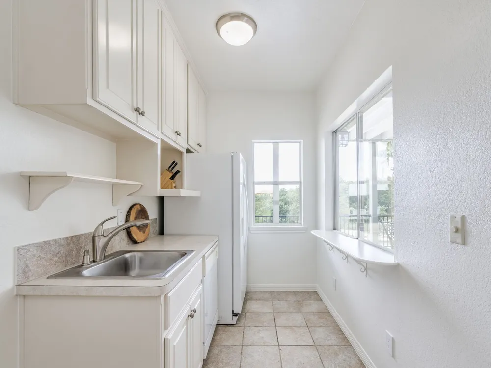 22401 Briarview Drive Spicewood, TX 78669