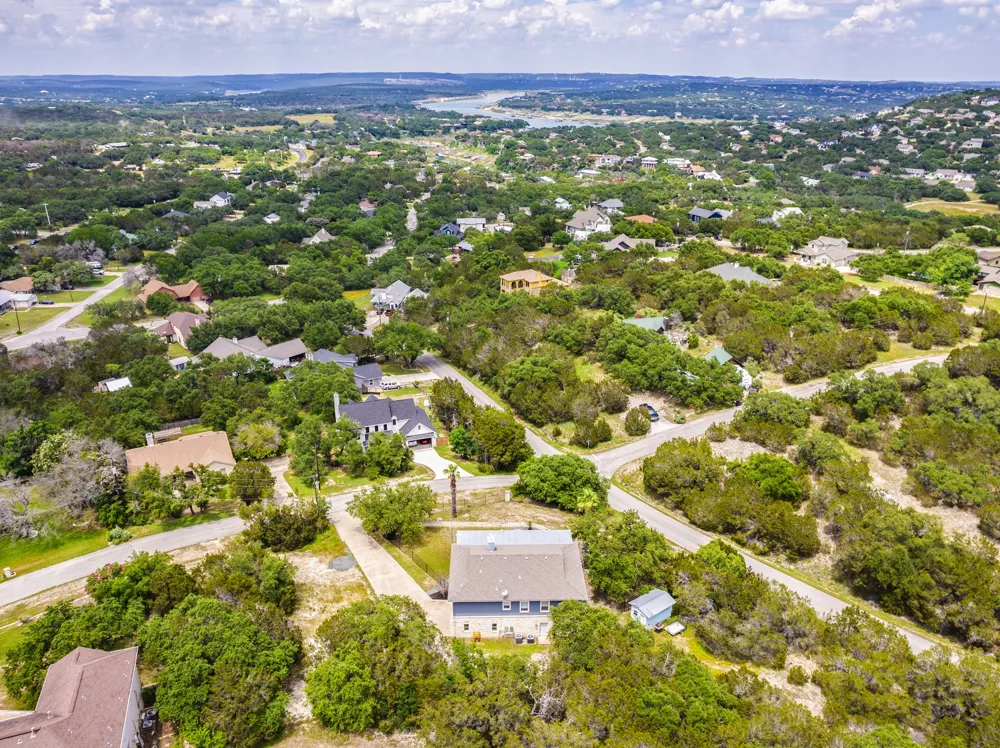 22401 Briarview Drive Spicewood, TX 78669