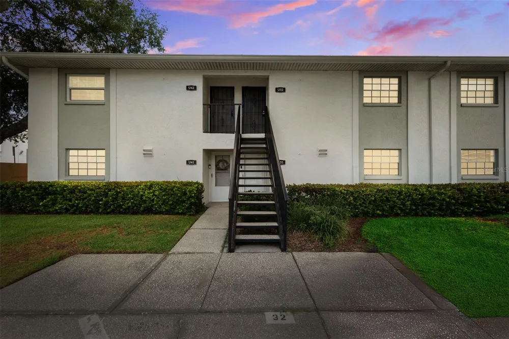 3808 OAK DRIVE #U31 Tampa, FL 33611