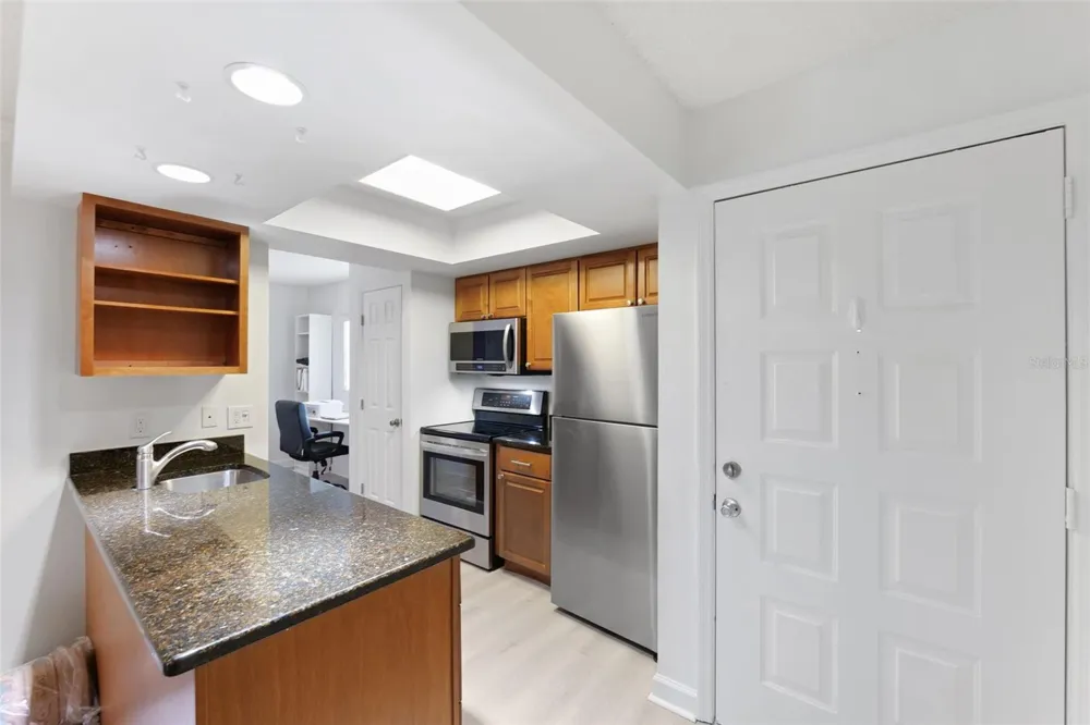 3808 OAK DRIVE #U31 Tampa, FL 33611
