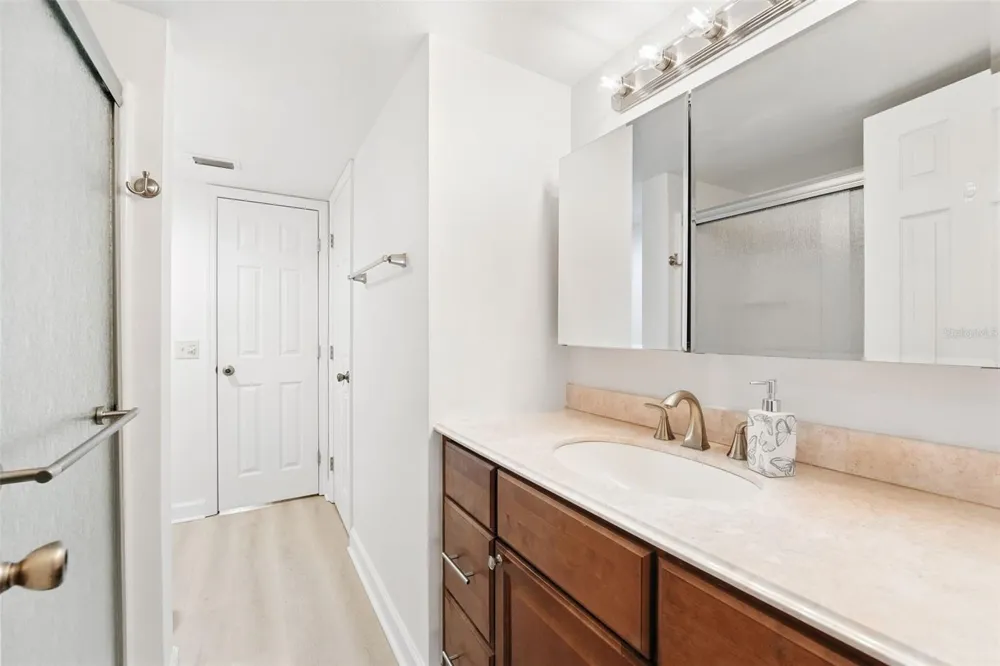 3808 OAK DRIVE #U31 Tampa, FL 33611
