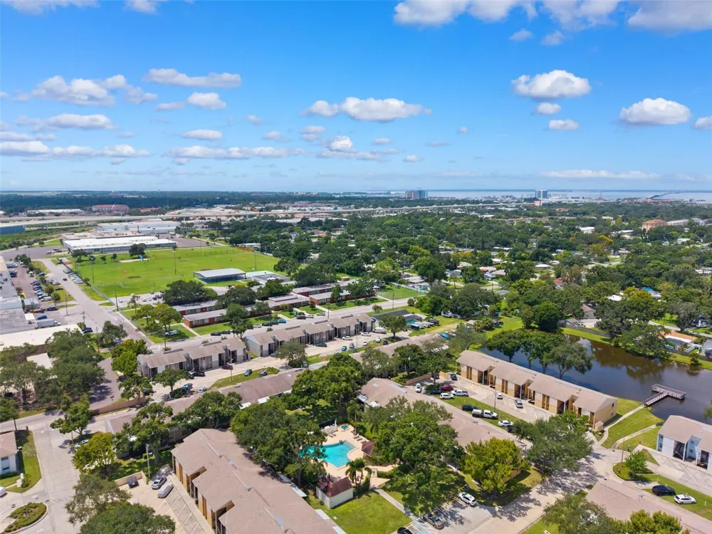 3808 OAK DRIVE #U31 Tampa, FL 33611