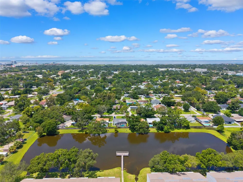 3808 OAK DRIVE #U31 Tampa, FL 33611
