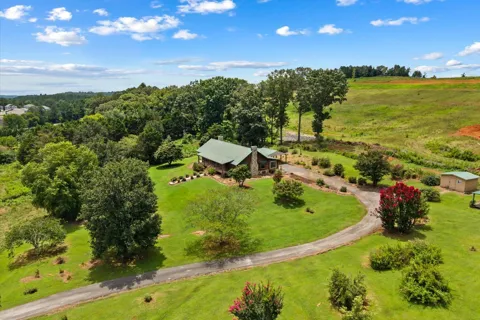 315 Woody Road NW
