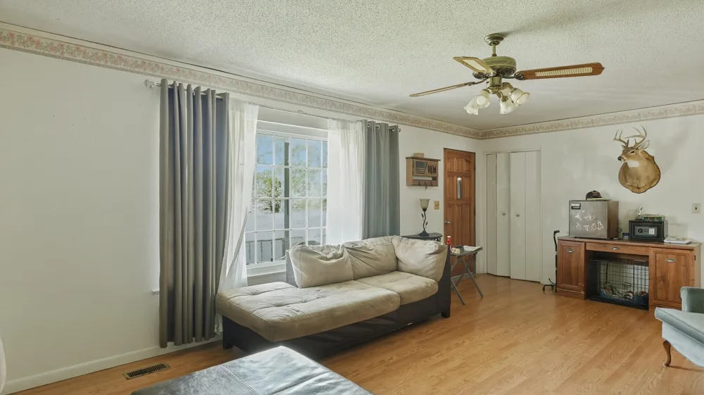 2567 Railroad Street Dayton, TN 37321