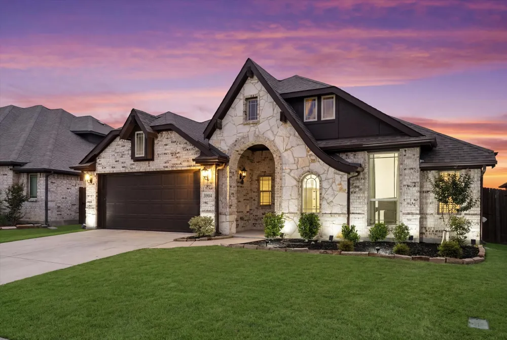 3904 Holly Springs Lane Kaufman, TX 75142