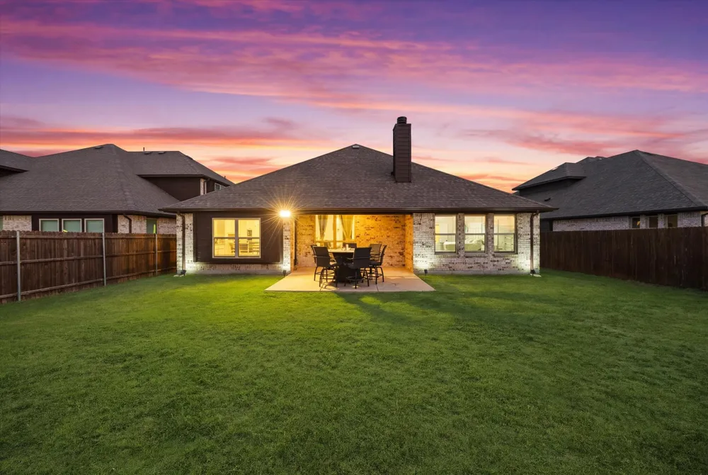 3904 Holly Springs Lane Kaufman, TX 75142