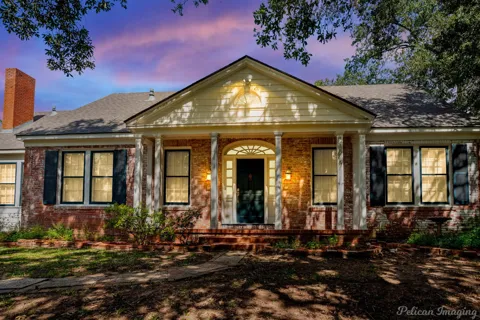120 Texas Street