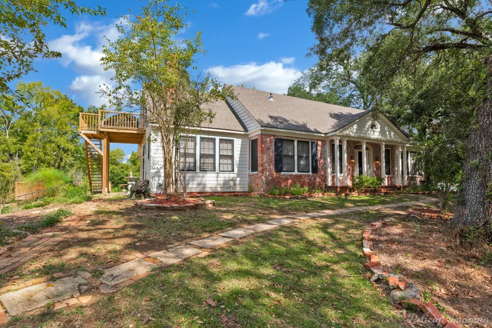 120 Texas Street Natchitoches, LA 71457