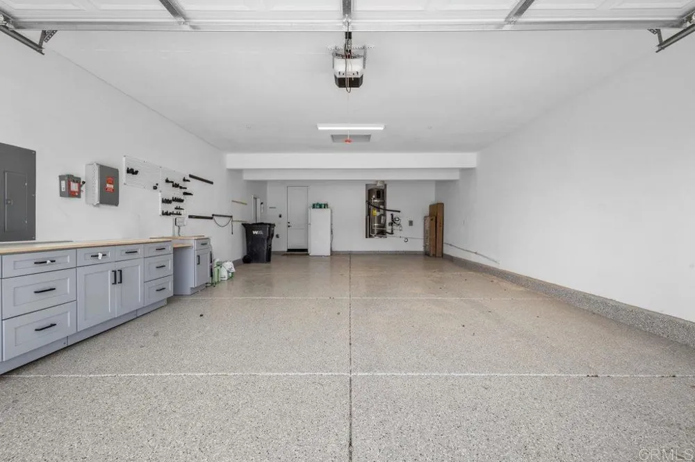 39210 Stallion Drive Palmdale, CA 93551