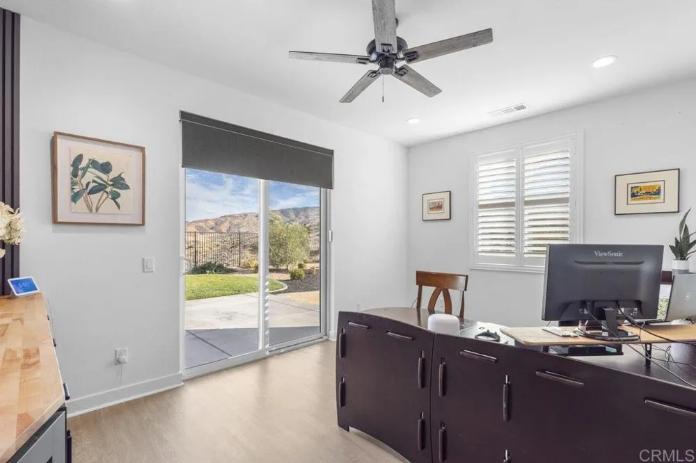 39210 Stallion Drive Palmdale, CA 93551