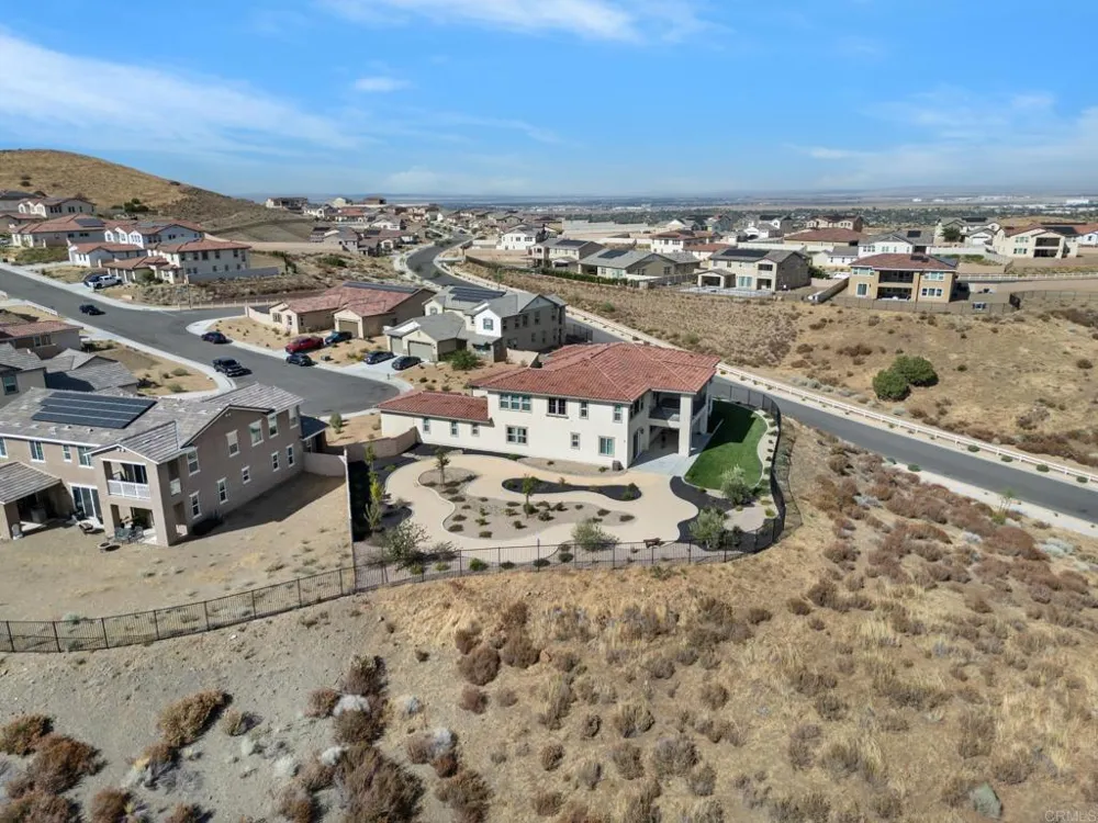39210 Stallion Drive Palmdale, CA 93551