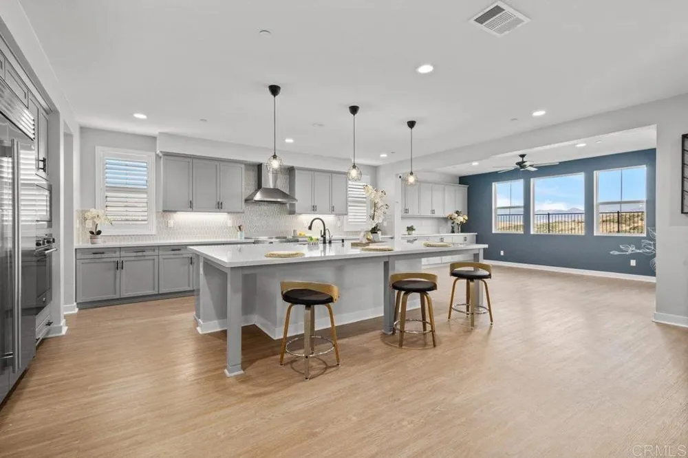 39210 Stallion Drive Palmdale, CA 93551