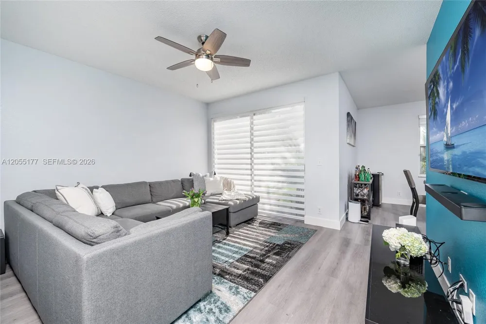16840 SW 1st Mnr #16840 Pembroke Pines, FL 33027