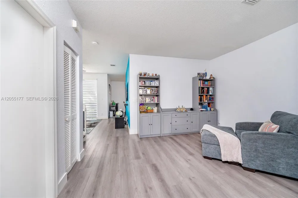 16840 SW 1st Mnr #16840 Pembroke Pines, FL 33027